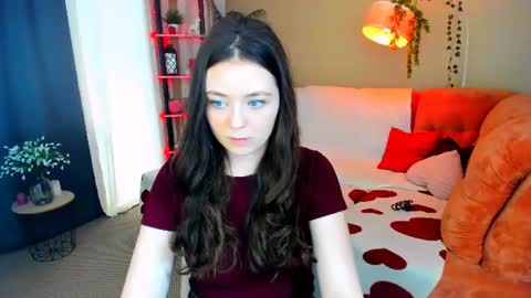 alluringeyess online show from 07/08/26, 12:20