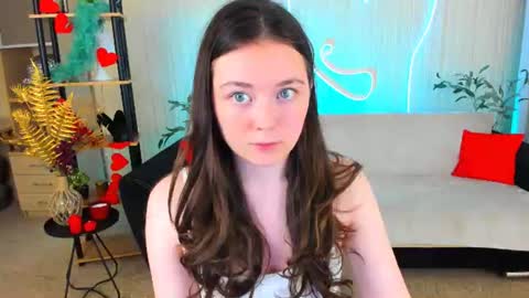 alluringeyess online show from 07/19/26, 05:16