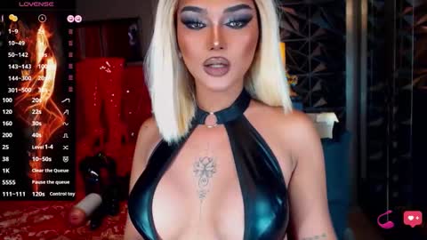 Natalya Fox online show from 10/22/25, 08:03