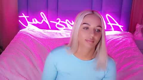 AlwaysHot online show from 11/29/25, 02:47