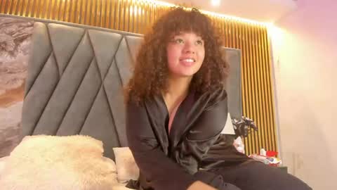 ally_and_noah_ online show from 06/05/26, 12:11