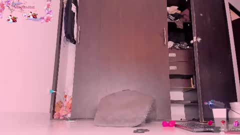 NEW VIDEOS IN MY PROFILE online show from 06/17/26, 04:30