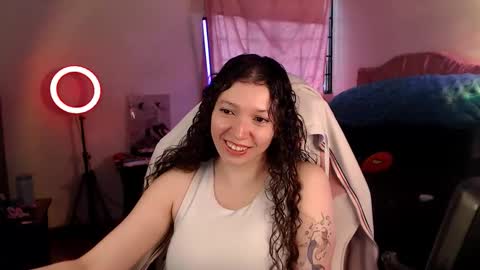 Snapshot of ally_donfort chatting on 09/26/25, 09:41 Ally online show from 09/26/25, 09:41