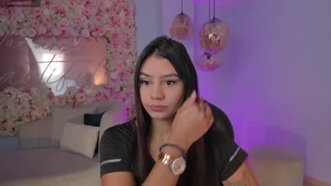 Snapshot of allyjensen chatting on 11/18/25, 10:20 Alisson online show from 11/18/25, 10:20