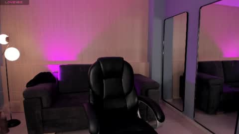 Alisson online show from 07/27/26, 10:44