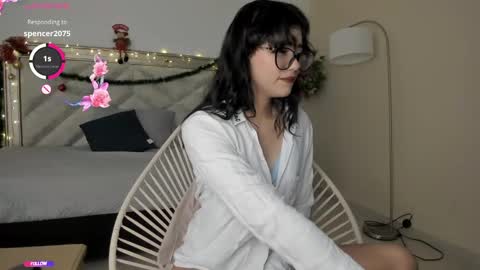 Allyson 3 online show from 12/28/24, 07:43