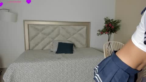 Allyson 3 online show from 01/04/25, 07:34