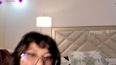 Allyson 3 online show from 02/21/25, 10:37