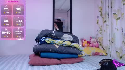 Allysonstonnes online show from 12/04/25, 12:42