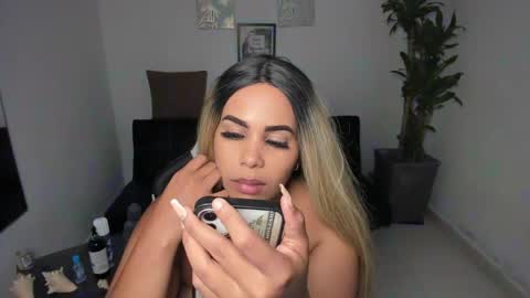 Snapshot of allyssann_smith chatting on 03/09/25, 12:10 allyssann online show from 03/09/25, 12:10