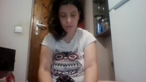 Snapshot of alma_amy chatting on 12/26/24, 09:37 Alma online show from 12/26/24, 09:37