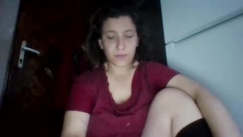Snapshot of alma_amy chatting on 02/13/25, 08:45 Alma online show from 02/13/25, 08:45