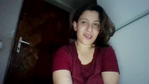 Snapshot of alma_amy chatting on 02/22/25, 09:48 Alma online show from 02/22/25, 09:48