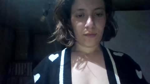 Snapshot of alma_amy chatting on 03/02/25, 09:54 Alma online show from 03/02/25, 09:54