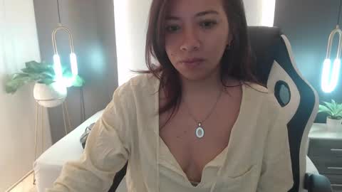 ALMA FENIX  online show from 12/03/24, 12:06