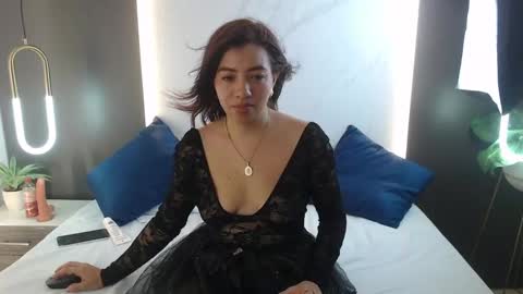 ALMA FENIX  online show from 12/10/24, 07:32