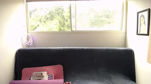 Snapshot of alma_sweet chatting on 12/14/25, 04:23 Arhantxa online show from 12/14/25, 04:23