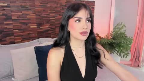Mia online show from 07/29/26, 01:31
