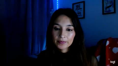 Snapshot of almaglow chatting on 01/16/26, 02:59 Alma online show from 01/16/26, 02:59