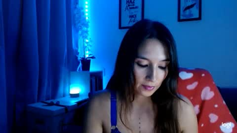 Snapshot of almaglow chatting on 01/18/26, 03:21 Alma online show from 01/18/26, 03:21