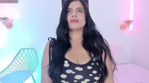 alma marvik online show from 11/12/25, 03:45