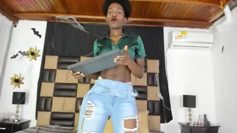   online show from 11/03/25, 07:15