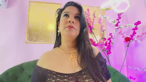 ALMENDRAEVANS online show from 11/09/25, 12:03