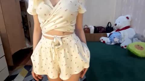 Snapshot of almetazorc chatting on 11/16/25, 07:03 Arina online show from 11/16/25, 07:03