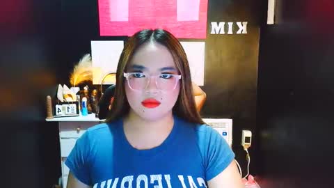 Almira online show from 12/14/25, 03:01