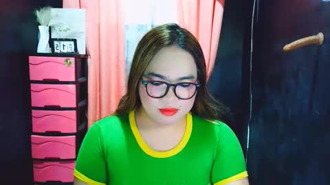 Almira online show from 02/15/26, 05:59