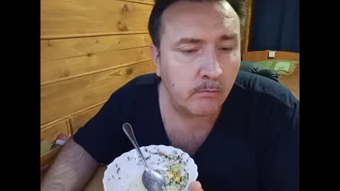 Snapshot of almirsex chatting on 11/18/25, 02:21 almirsex online show from 11/18/25, 02:21