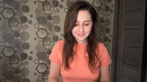 Snapshot of almostinnocent_ chatting on 10/09/25, 08:40 Anna online show from 10/09/25, 08:40