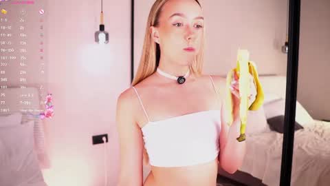Lia online show from 06/10/26, 02:34