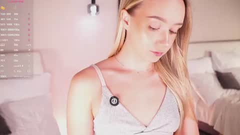 Lia online show from 06/26/26, 01:43