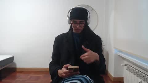 Snapshot of alogenotwink chatting on 03/30/26, 06:09 STEPHAN online show from 03/30/26, 06:09