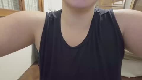 Snapshot of aloha_catita chatting on 11/16/25, 10:37 Aloha Catita online show from 11/16/25, 10:37