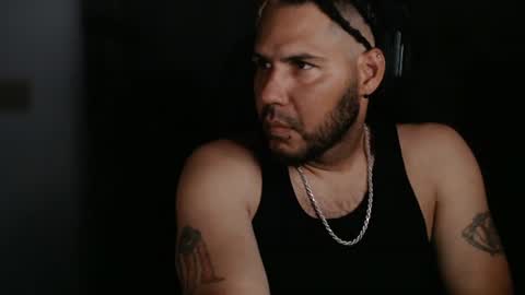 simplyfaded online show from 07/04/26, 11:05