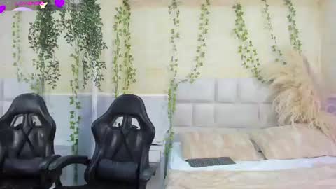 Snapshot of alondrasoomer chatting on 06/11/26, 05:27 ALONDRA CUTE online show from 06/11/26, 05:27