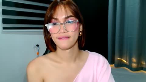 Alondra online show from 06/14/26, 06:48
