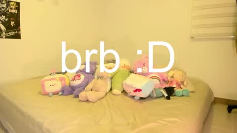 Snapshot of alone_together_ chatting on 12/22/24, 01:34 luca or garu D online show from 12/22/24, 01:34