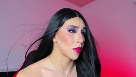 Snapshot of alonehazel chatting on 09/18/25, 11:40 Hazel Bowie online show from 09/18/25, 11:40