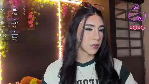 Hazel Bowie online show from 06/12/26, 07:13