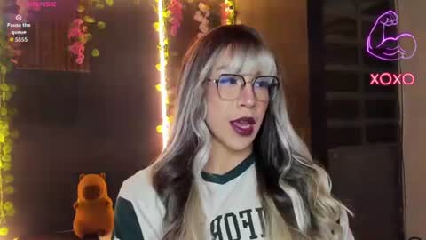 Hazel Bowie online show from 06/24/26, 12:20