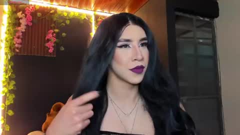 Hazel Bowie online show from 07/13/26, 04:04