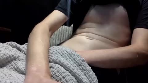 Snapshot of alongwhitedick chatting on 03/05/25, 12:33 ALongwhitedick online show from 03/05/25, 12:33