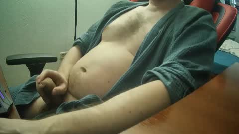 Snapshot of alonzomanly chatting on 04/27/26, 01:36 alonzomanly online show from 04/27/26, 01:36
