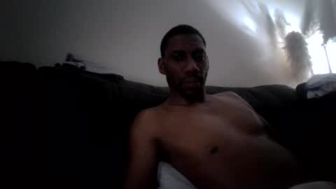 Snapshot of aloysiuz chatting on 05/27/26, 02:30 Aloysius online show from 05/27/26, 02:30