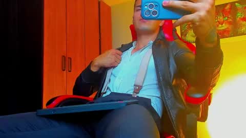 alpha_dominus_ online show from 10/03/25, 04:53