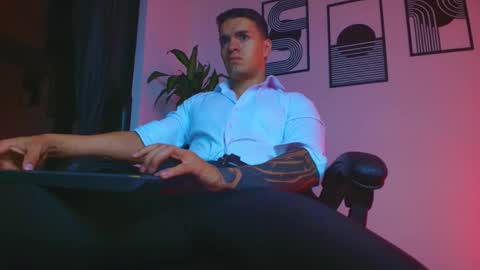 alpha_dominus_ online show from 05/20/26, 05:02