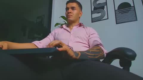 alpha_dominus_ online show from 05/30/26, 07:05